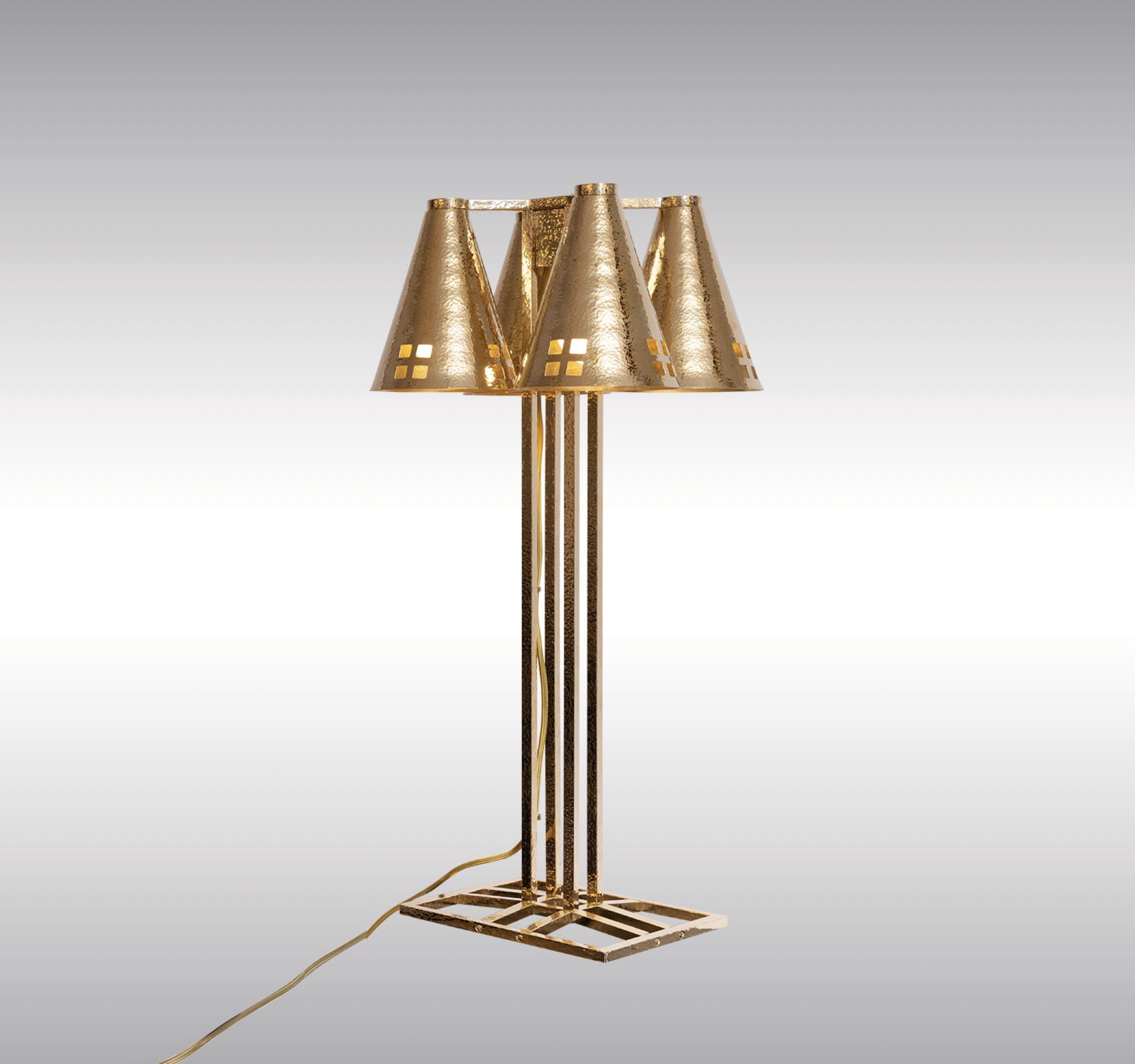 Josef Hoffmann KUBISTISCHE TISCHLAMPE