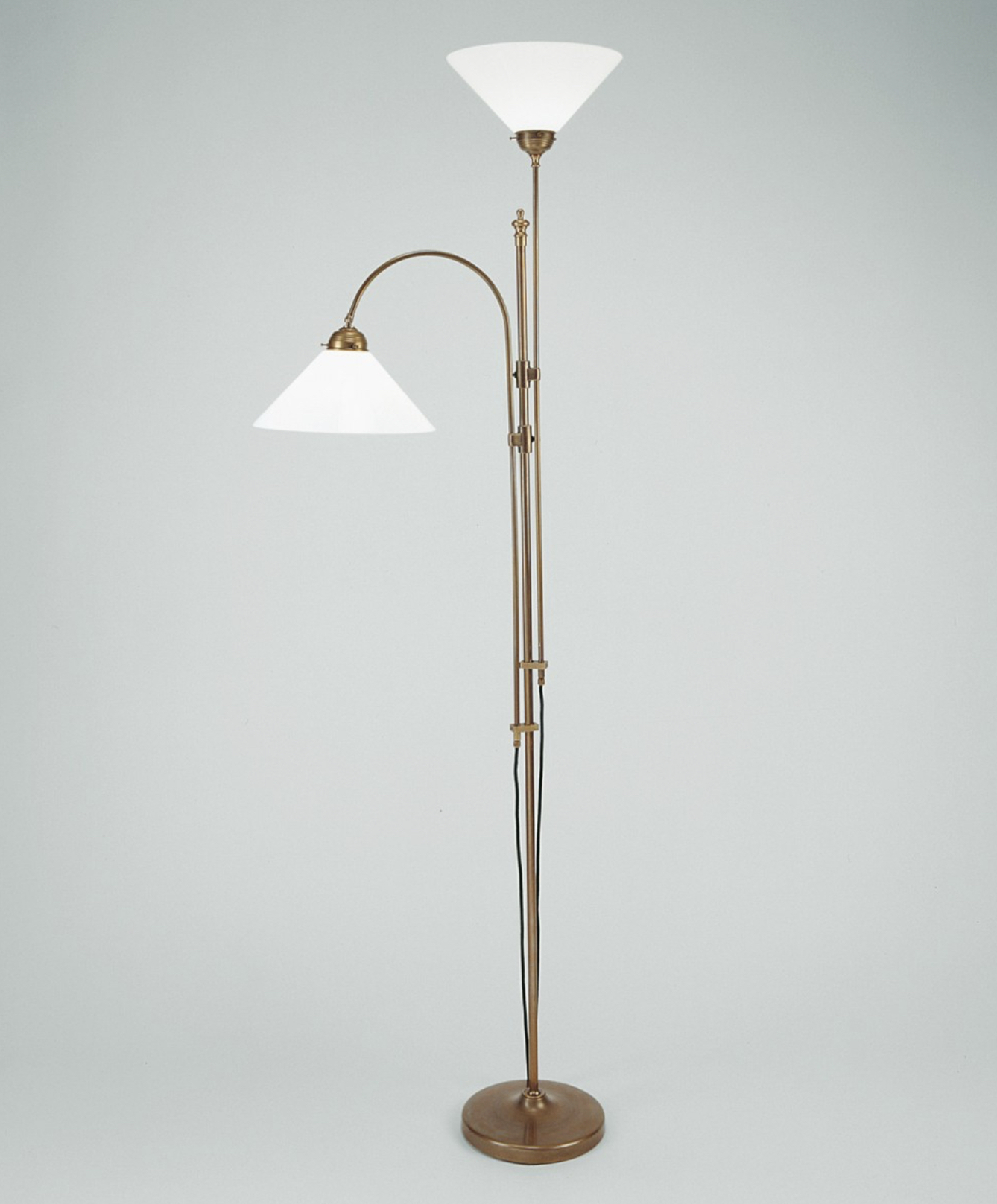 Berliner Messinglampe Floor Lamp T1T4ST02-70op B