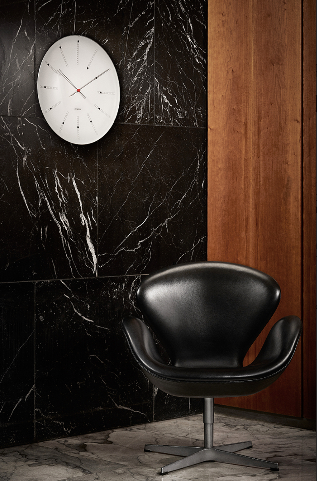 Arne Jacobsen - Wall clock BANKERS